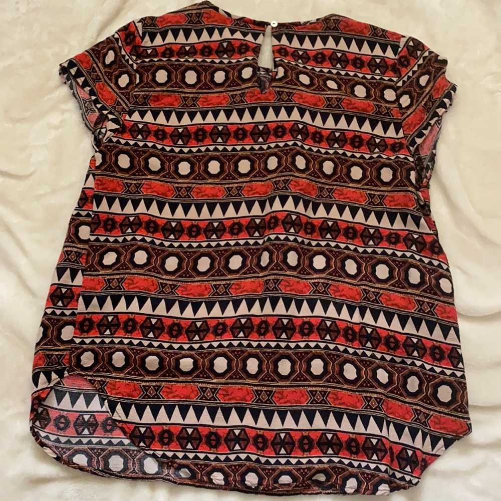 H&M patterned top - Picture 3 of 3